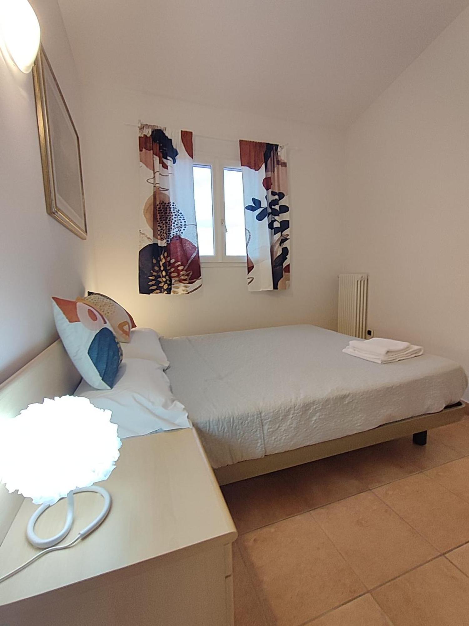 Nice Apartments Lake View & Free Parking Pastrengo Exteriör bild