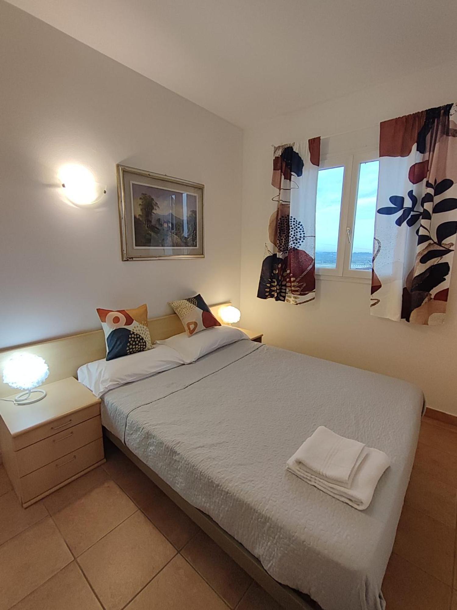 Nice Apartments Lake View & Free Parking Pastrengo Exteriör bild