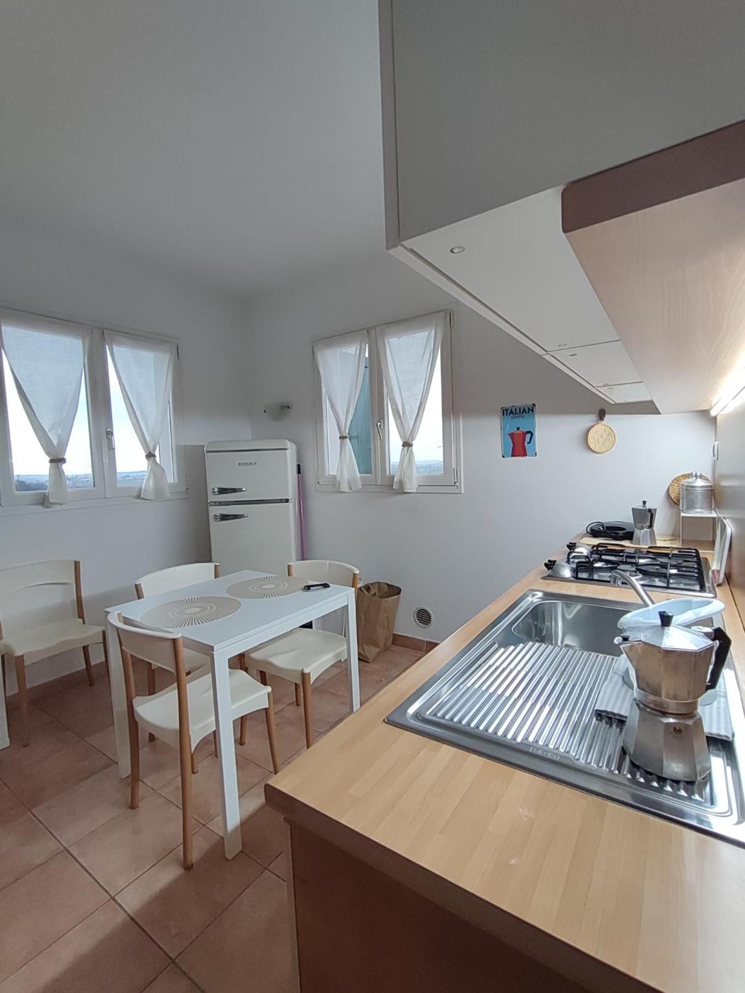 Nice Apartments Lake View & Free Parking Pastrengo Exteriör bild
