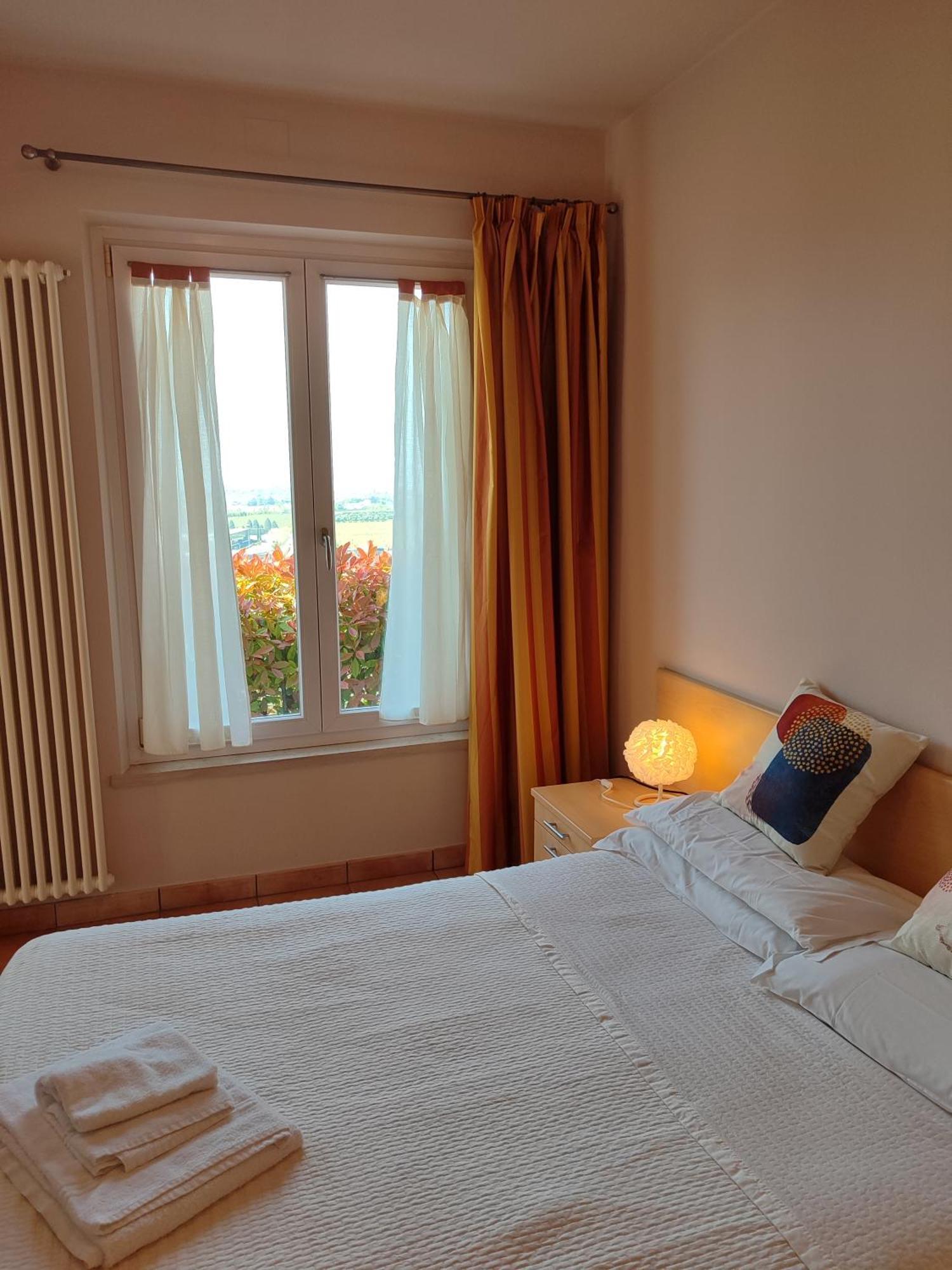 Nice Apartments Lake View & Free Parking Pastrengo Exteriör bild