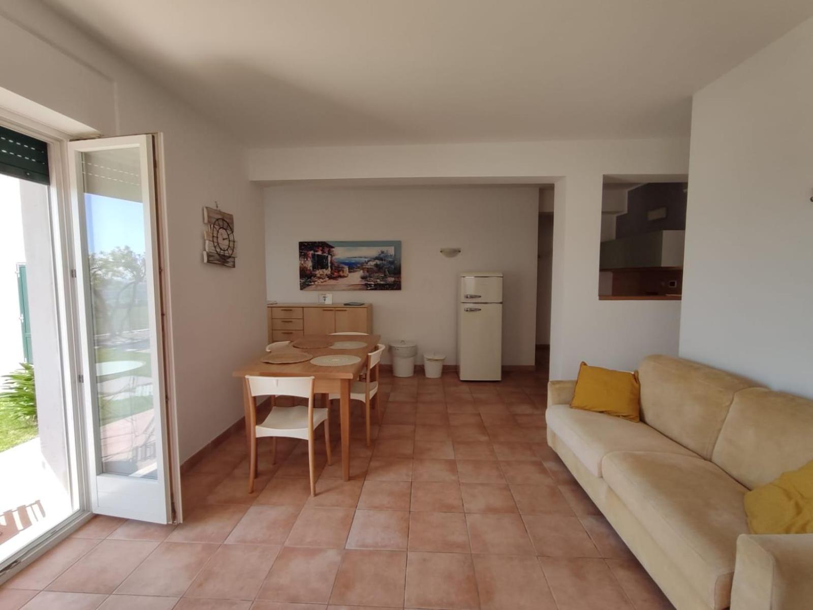 Nice Apartments Lake View & Free Parking Pastrengo Exteriör bild